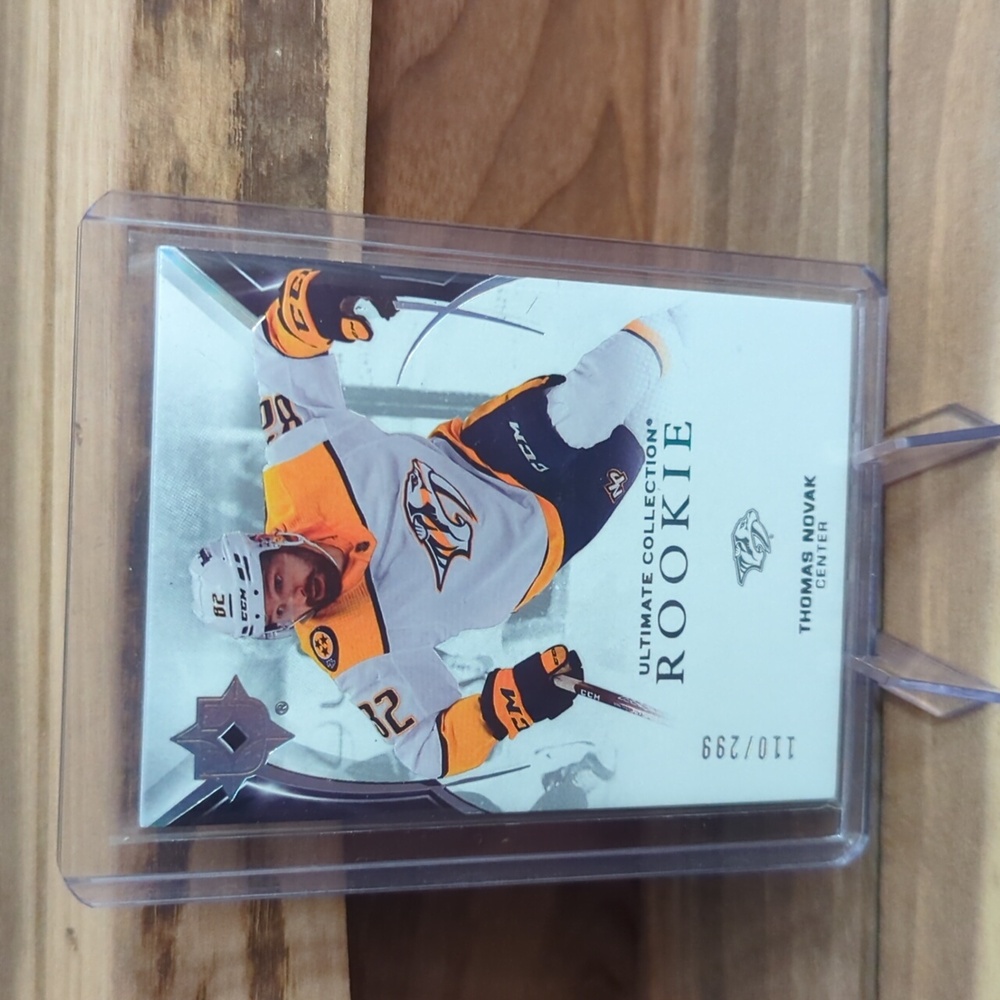2021-22 Upper Deck ULTIMATE COLLECTION Rookie Thomas Novak RC 110/299 NM